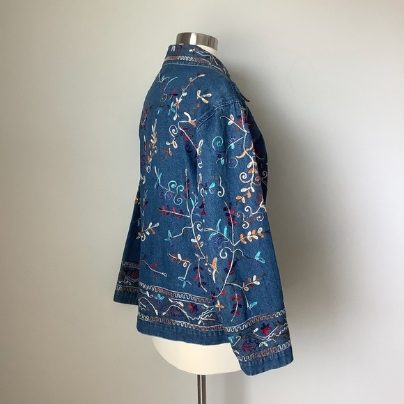 Vintage Embroidered Denim Jeans Jacket - Picture 14 of 16